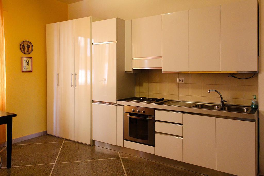 Guesthouse Stazione Pisa Centro Exterior photo